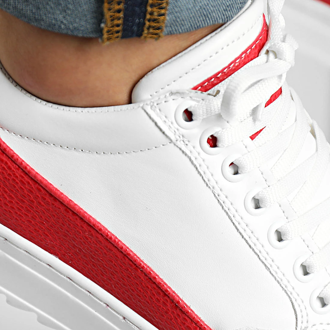 Nouveau 🛒 Baskets 2001 White Red Black de Classic Series 👍 4 Nouveau 🛒 Baskets 2001 White Red Black de Classic Series 👍 – Image 2