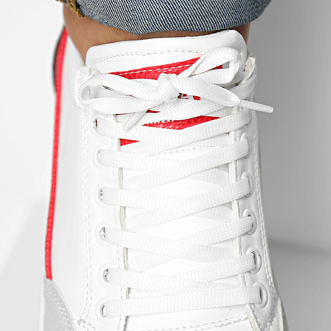 Nouveau 🛒 Baskets 2001 White Red Black de Classic Series 👍 5 Nouveau 🛒 Baskets 2001 White Red Black de Classic Series 👍 – Image 3