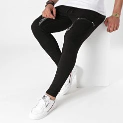 Les meilleures critiques de 👍 Pantalon Jogging G-2750 Noir de Classic Series 😍 -HautStyle Boutique classic series 266423 G 2750 BLACK 20210521T141016 03