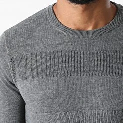 Vente flash 😉 Pull G1809 Gris Chiné de Classic Series ⭐ -HautStyle Boutique classic series 277853 G1809 GREY 20210810T151003 02