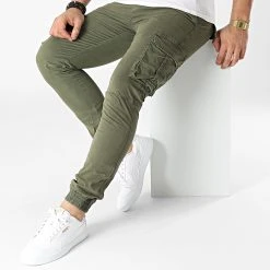 Budget 😀 Jogger Pant JW-5342 Vert Kaki de Classic Series 🎁 -HautStyle Boutique classic series 299806 JW 5342 2 20220126T143321 03