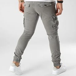 Les meilleures critiques de ⌛ Jogger Pant JW-5343 Gris de Classic Series ⭐ -HautStyle Boutique classic series 299869 JW 5343 5 20220131T143431 04
