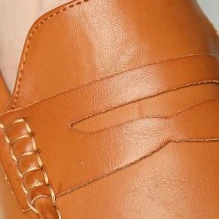 Les meilleures critiques de ✨ Mocassins UM103 Camel de Classic Series ✨ -HautStyle Boutique classic series 301843 UM103 COGNAC 20220203T161807 03