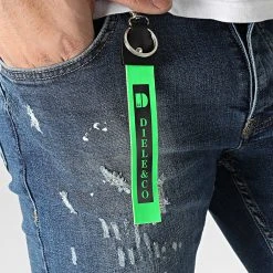 De gros 🔔 Jean Slim 59-15A Bleu Denim de Classic Series 😀 -HautStyle Boutique classic series 302410 2021 59 15A 20220208T160219 02