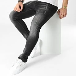 Meilleure vente ⌛ Jean Slim 004 Noir de Classic Series 🌟 -HautStyle Boutique classic series 302424 004 20220301T150341 03