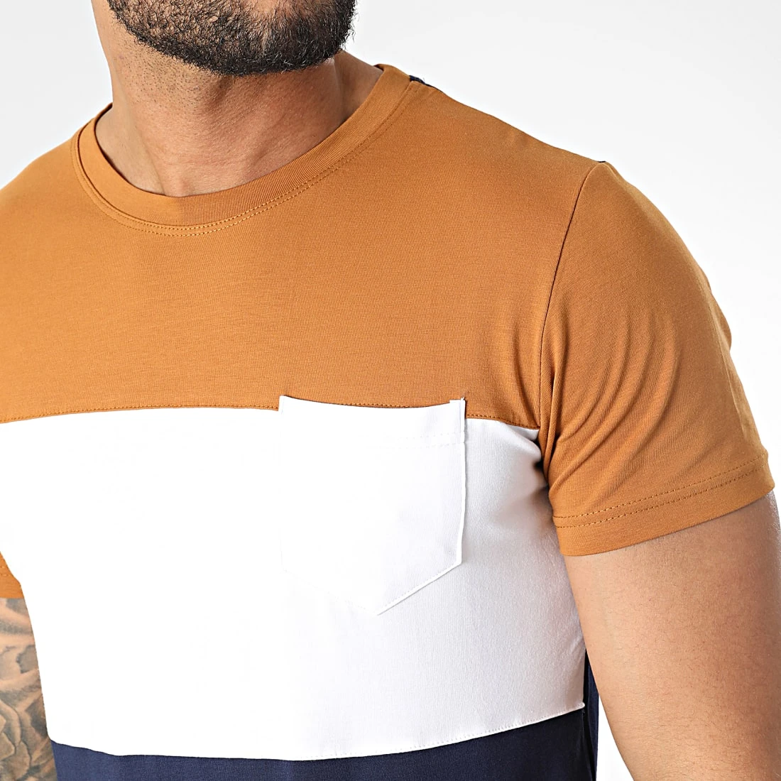 Meilleur prix ✔️ Tee 😉 Shirt Poche Tricolore 4034 Bleu Marine Blanc Camel de Classic Series 🔔 4 Meilleur prix ✔️ Tee 😉 Shirt Poche Tricolore 4034 Bleu Marine Blanc Camel de Classic Series 🔔 – Image 2