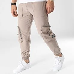 Grosses soldes 😀 Jogger Pant G22-639 Taupe de Classic Series 🛒