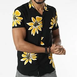 Les meilleures critiques de 😍 Chemise Manches Courtes 1500 Noir Jaune Floral de Classic Series ✨ -HautStyle Boutique classic series 309392 ERS 1500 50 20220322T144811 03