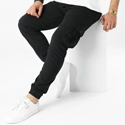 Acheter 🤩 Jogger Pant H640060 Noir de Classic Series ✔️ -HautStyle Boutique classic series 309771 H640060Z61768A 24000 20220322T141815 03