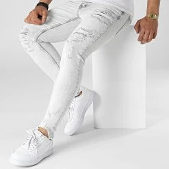 Les meilleures critiques de ⭐ Jean Skinny DHZ-3816 Gris Clair de Classic Series 🥰 -HautStyle Boutique classic series 315077 DHZ 3816 1 FUME 20220422T141707 03