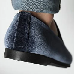 Vente flash 🌟 Mocassins 510 Bleu Marine Doré de Classic Series 👏 9 Vente flash 🌟 Mocassins 510 Bleu Marine Doré de Classic Series 👏 -HautStyle Boutique classic series 315531 510 GRI ALTIN 20220427T151042 04