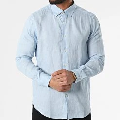Grosses soldes 🔔 Chemise A Manches Longues 7631 Bleu Clair de Classic Series 💯 8 Grosses soldes 🔔 Chemise A Manches Longues 7631 Bleu Clair de Classic Series 💯 -HautStyle Boutique classic series 315797 7631 LT BLUE 20220421T161622 03