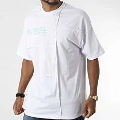 Tout neuf ✔️ Tee Shirt Oversize Large 22-Y261 Blanc de Classic Series 🛒