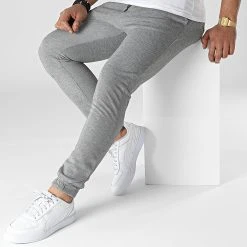 Les meilleures critiques de ❤️ Pantalon Jogging 7913 Gris Anthracite Chiné de Classic Series ⭐ -HautStyle Boutique classic series 318037 7913 ANTRASIT 20220509T155148 03