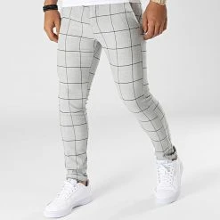 Remise ✔️ Pantalon Carreaux DJ2285 Gris Chiné de Classic Series ✨