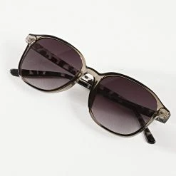 Meilleure affaire 🥰 Lunettes De Soleil 026154 Fauve Noir Dégradé de Classic Series 🔔 -HautStyle Boutique classic series 323132 026154 GREY 20220609T145213 04