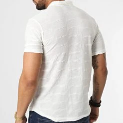 Promo 🎉 Tee Shirt EXO402 Blanc de Classic Series ⌛ -HautStyle Boutique classic series 324209 EXO402 WHITE 20220620T150756 04