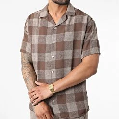 Meilleur prix 🔥 Ensemble Chemise Manches Courtes Et Pantalon Jogging PP021 Marron de Classic Series 👍 8 Meilleur prix 🔥 Ensemble Chemise Manches Courtes Et Pantalon Jogging PP021 Marron de Classic Series 👍 -HautStyle Boutique classic series 324310 PP021 MARRON 20220630T152007 03