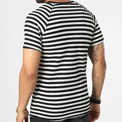 Coupon 🛒 Tee Shirt A Rayures LM283 Noir Blanc de Classic Series 🔥 9 Coupon 🛒 Tee Shirt A Rayures LM283 Noir Blanc de Classic Series 🔥 -HautStyle Boutique classic series 329439 LM283 SIYAH 20220728T153025 04