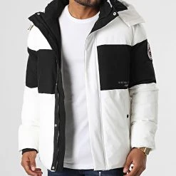 Les meilleures critiques de 😍 Doudoune Capuche H50044Y44494A Blanc Noir de Classic Series 💯 -HautStyle Boutique classic series 329488 H50044Y44494A 22000 20220729T154544 03