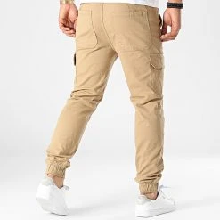 Acheter ⭐ Pantalon Cargo H62570 Camel de Classic Series 😀 -HautStyle Boutique classic series 329490 H62570M62086A 21300 20220802T160035 04