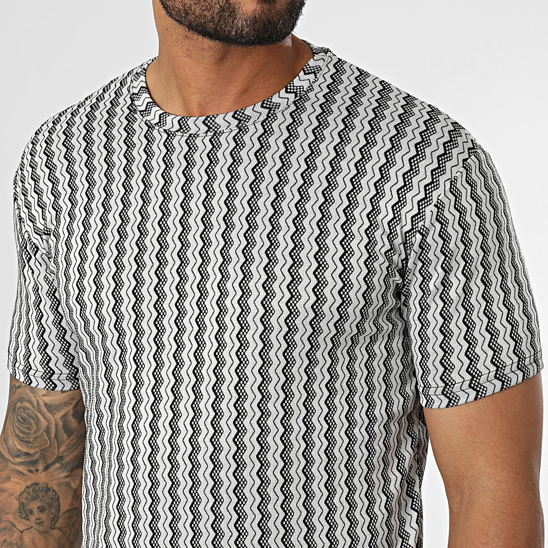 Budget 🎉 Tee Shirt LM461 Blanc Noir de Classic Series 👍 4 Budget 🎉 Tee Shirt LM461 Blanc Noir de Classic Series 👍 – Image 2