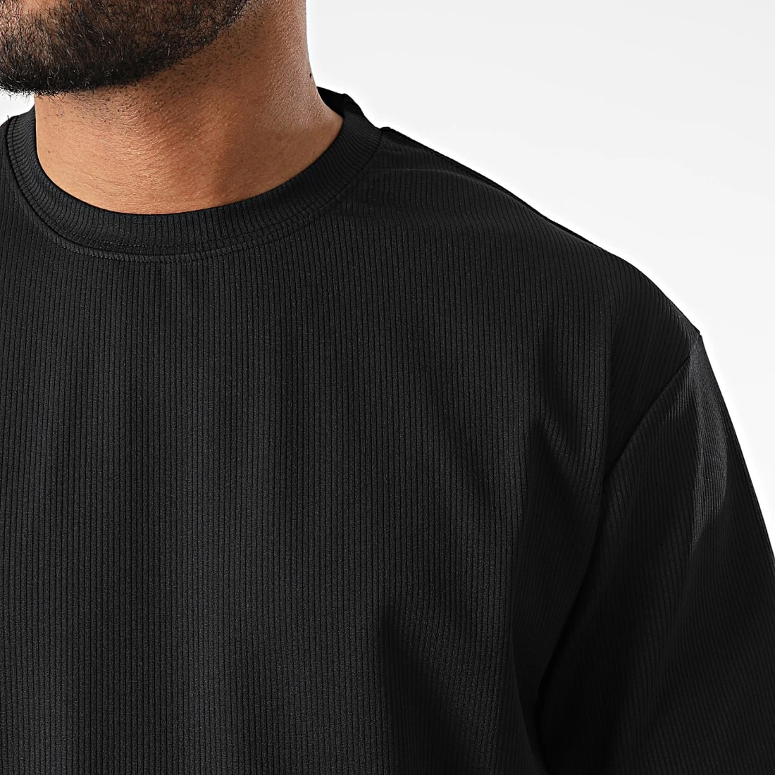 Offres 🔔 Ensemble Tee Shirt Et Pantalon Jogging MAX009 Noir de Classic Series 🔔 4 Offres 🔔 Ensemble Tee Shirt Et Pantalon Jogging MAX009 Noir de Classic Series 🔔 – Image 2