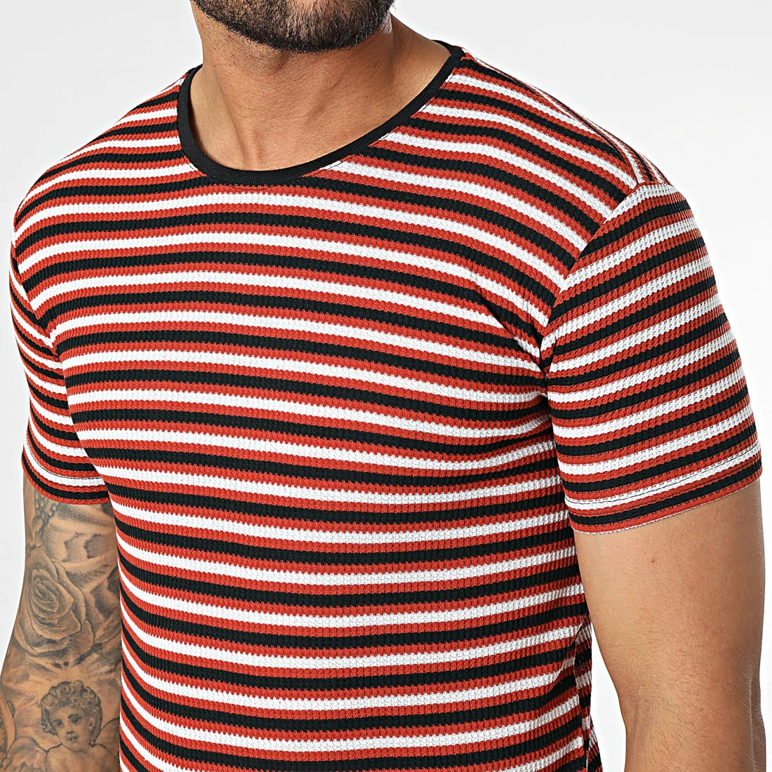 Tout neuf ✨ Tee Shirt LM5172 Noir Blanc Rouge Brique de Classic Series 😀 4 Tout neuf ✨ Tee Shirt LM5172 Noir Blanc Rouge Brique de Classic Series 😀 – Image 2