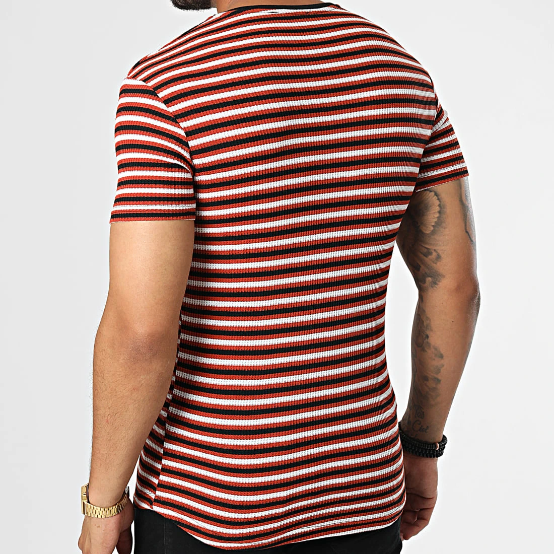Tout neuf ✨ Tee Shirt LM5172 Noir Blanc Rouge Brique de Classic Series 😀 6 Tout neuf ✨ Tee Shirt LM5172 Noir Blanc Rouge Brique de Classic Series 😀 – Image 4