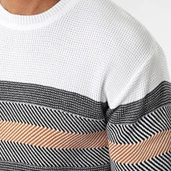 Vente flash ⌛ Pull 52286 Beige Clair Noir de Classic Series ✨ -HautStyle Boutique classic series 330814 52286 BLANC 20220805T103005 02