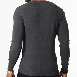 Acheter 🔔 Pull Col V G1812 Gris Anthracite de Classic Series 🛒 -HautStyle Boutique classic series 332017 G1812 DARK GREY 20220811T152525 04