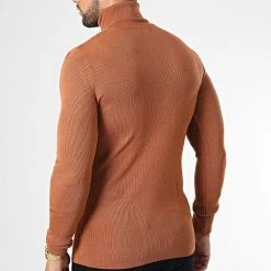 Tout neuf ⌛ Pull Col Roulé 1406 Camel de Classic Series 🌟 9 Tout neuf ⌛ Pull Col Roulé 1406 Camel de Classic Series 🌟 -HautStyle Boutique classic series 334666 1406 MARRON 20220902T162032 04