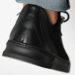 Meilleure affaire ✨ Baskets 901 Black de Classic Series ✔️ -HautStyle Boutique classic series 335422 901 SIYAH SUET 20220906T142359 04