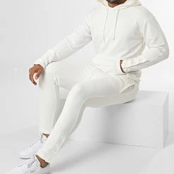 Offres ❤️ Ensemble De Survetement GK-1070T Beige Clair de Classic Series 🥰