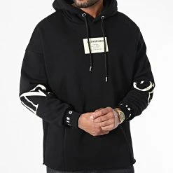 Sortie 🌟 Sweat Capuche 22-K014 Noir de Classic Series 💯