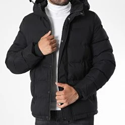 Grosses soldes 💯 Doudoune Capuche 9353 Noir de Classic Series ✔️