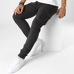 De gros ✨ Pantalon Cargo 7685 Noir Délavé de Classic Series 🥰 -HautStyle Boutique classic series 338656 7685 4 20221010T155340 03