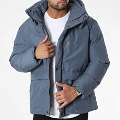 Meilleur prix ⭐ Doudoune Capuche 210 Gris Anthracite de Classic Series 👏 -HautStyle Boutique classic series 339027 210 GREY 20220926T153129 03