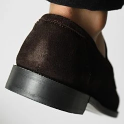 Les meilleures critiques de ✔️ Mocassins 6137 Brown de Classic Series ✔️ 9 Les meilleures critiques de ✔️ Mocassins 6137 Brown de Classic Series ✔️ -HautStyle Boutique classic series 345855 6137 BROWN SUEDE 20221103T155425 04