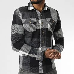 Coupon 💯 Surchemise A Carreaux 7029 Noir de Classic Series ✨