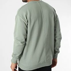 Meilleure vente 🤩 Sweat Crewneck 8900 Vert de Classic Series 🥰 -HautStyle Boutique classic series 346023 8900 023 20221028T160953 04