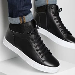 Offres ✔️ Baskets 2015 Black de Classic Series 😍