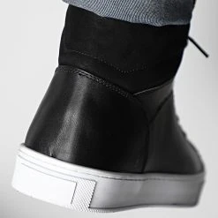 Offres ✔️ Baskets 2015 Black de Classic Series 😍 -HautStyle Boutique classic series 348501 2015 BLACK 1 20221123T151609 04