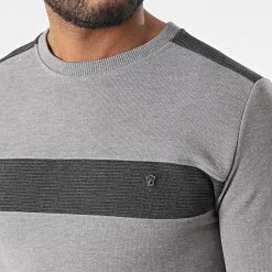 Bon marché 🧨 Sweat Crewneck RBL6212 Gris Clair Chiné de Classic Series ❤️ -HautStyle Boutique classic series 348695 RBL6212 TAS 20221125T151259 02