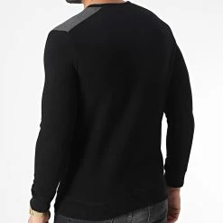 Meilleur prix ✔️ Sweat Crewneck RBL6212 Noir de Classic Series ✨ -HautStyle Boutique classic series 348707 RBL6212 SIYAH 20221123T160815 04