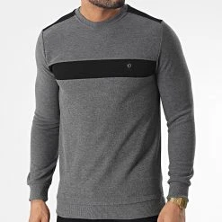 De gros ✔️ Sweat Crewneck RBL6212 Gris Chiné de Classic Series 🥰 -HautStyle Boutique classic series 348712 RBL6212 GRI 20221125T151231 03