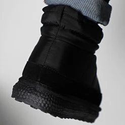 Tout neuf 😉 Chaussures UB8322 Noir de Classic Series 🛒 -HautStyle Boutique classic series 348821 UB8322 1 NOIR 20221123T152536 04