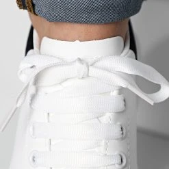 Acheter 🎉 Baskets K888 Blanc Noir de Classic Series 🥰 8 Acheter 🎉 Baskets K888 Blanc Noir de Classic Series 🥰 -HautStyle Boutique classic series 348823 K888 WHITE BLACK 20221123T151551 03