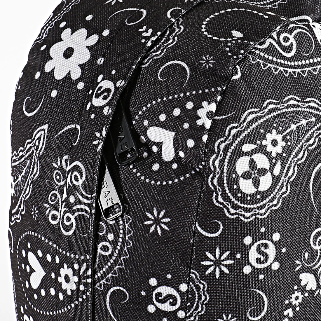 Vente flash 🤩 Sac A Dos 1419 Noir Bandana de Classic Series ✔️ 5 Vente flash 🤩 Sac A Dos 1419 Noir Bandana de Classic Series ✔️ – Image 3